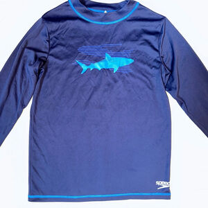 NWOT Kid’s Large Speedo Block The Burn LS Rashguard Swim Top Navy Blue Shark 50+